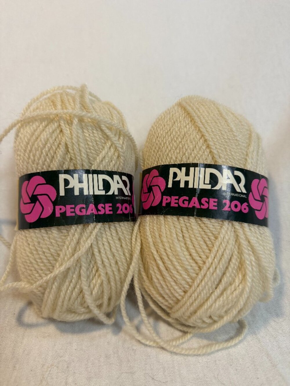 Phildar Pegase 206 Yarn Lot 2 Cream Aran Worsted Wool Blend Vintage Belgium 50g